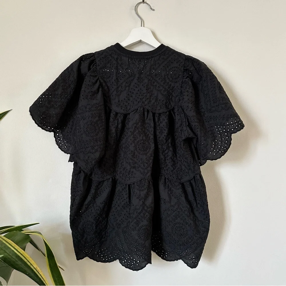 Tuckernuck Pomander Place Emi Eyelet Lace Top Black Flutter XS NWT - Picture 4 of 8